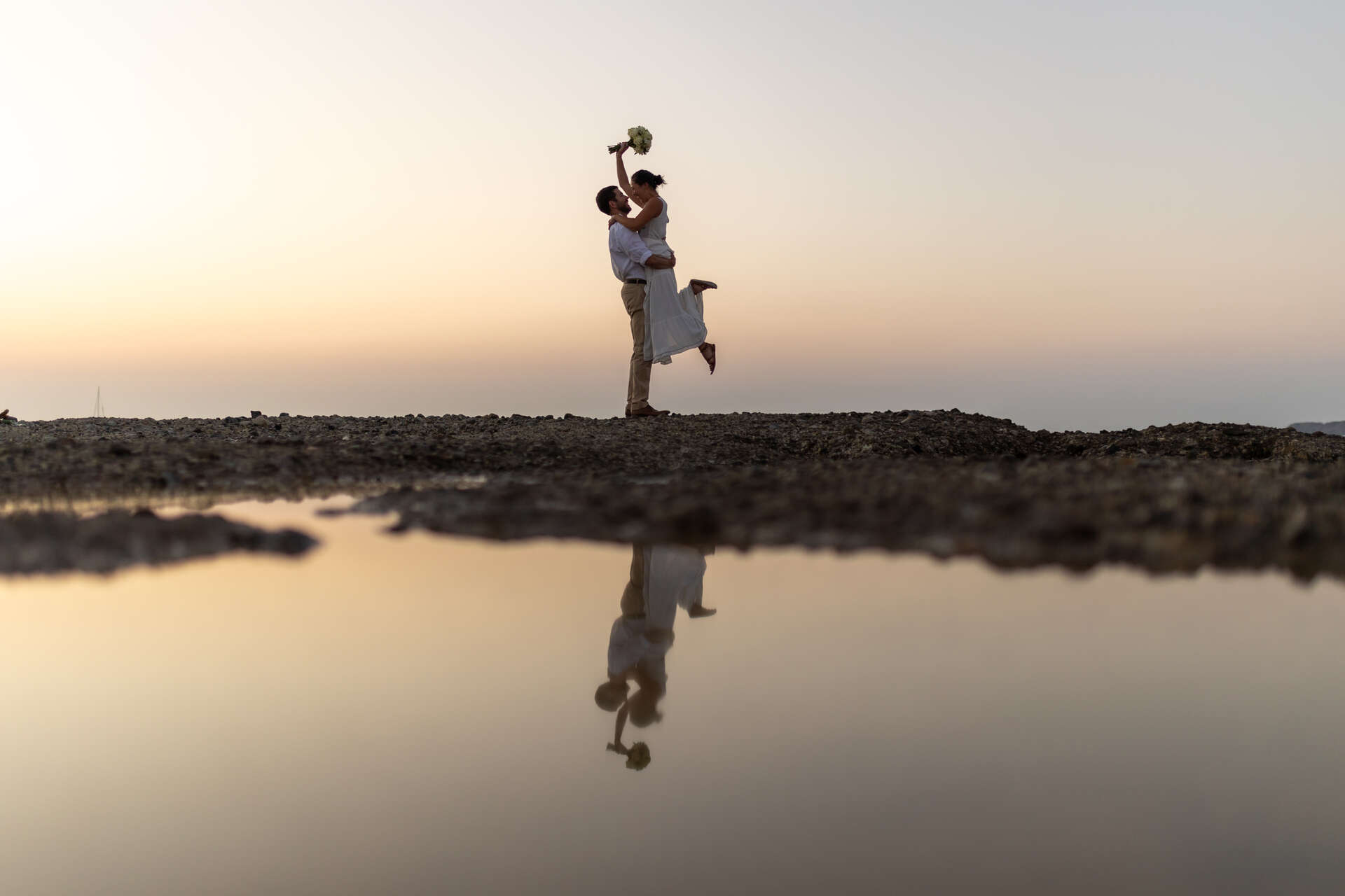 Elopement on Milos